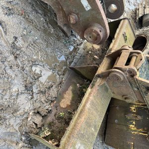 5 FOOT GRADING BUCKET 50MM PINS SUIT MIDI SIZED EXCAVATOR