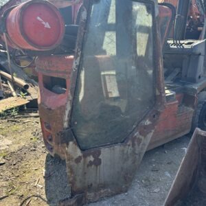 MASSEY FERGUSON TRACTOR OFFSIDE DOOR