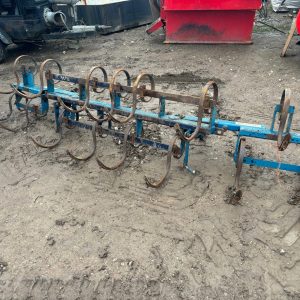 10 FOOT SPRING TYNE FOLDING HARVEST CULTIVATOR FOR TRACTOR SEED DRILL