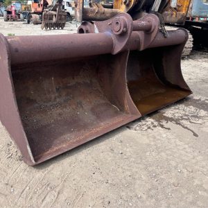 7 FOOT GRADING BUCKET ON 80MM PINS EXCAVATOR DIGGER