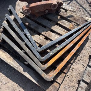 3 FOOT LONG PALLET FORKS TYNES LINDE NISSAN FORKLIFT GAS FORK LIFT
