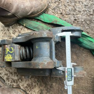 QUICK HITCH ON 30MM SUIT EXCAVATOR DIGGER JCB DOOSAN HITACHI