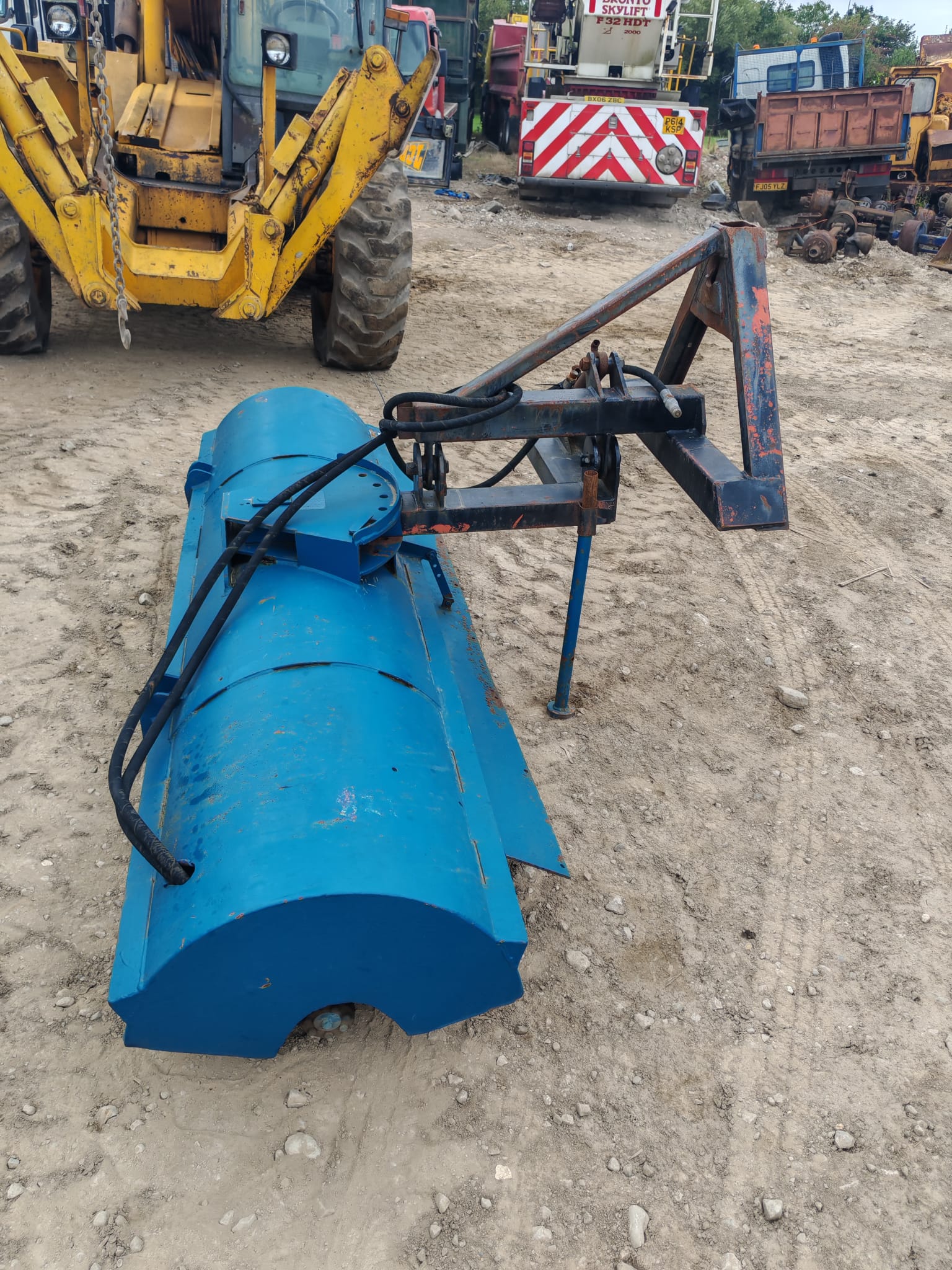 HYDRAULIC ROAD SWEEPER BRUSH TRACTOR TELEHANDLER YARD STREET BRUSH - Image 4