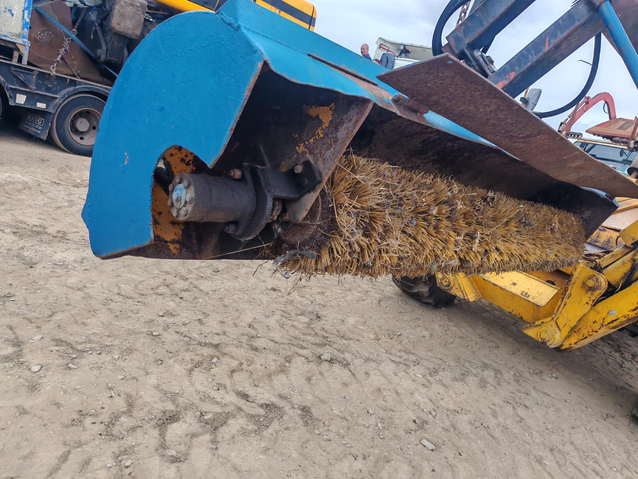 HYDRAULIC ROAD SWEEPER BRUSH TRACTOR TELEHANDLER YARD STREET BRUSH - Image 6