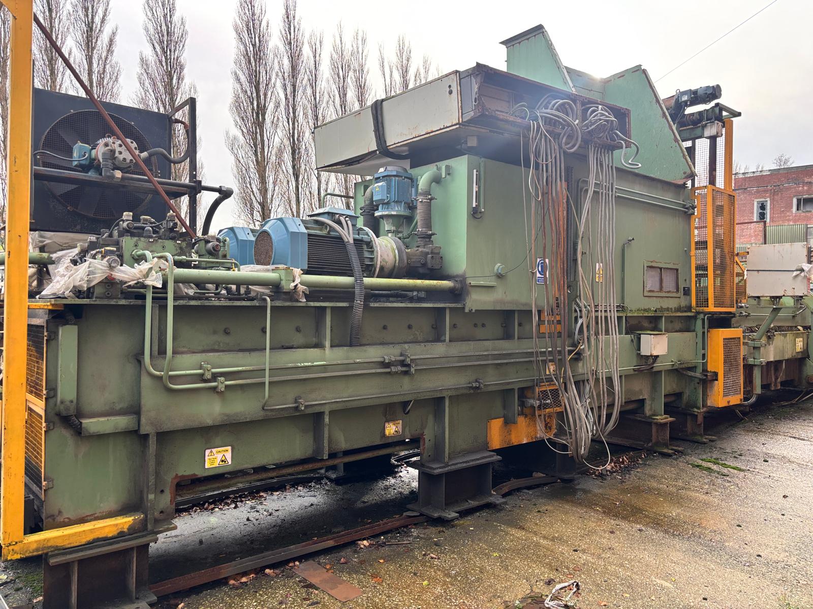 LYNDEX BIGRO 80 CARDBOARD BALER & CONVEYOR MEDIUM VOLUME BAILER INFEED SYSTEM - Image 8