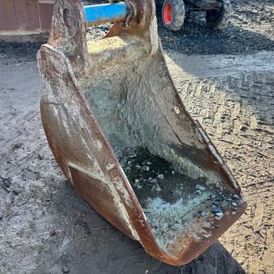 DIGGER BUCKET 2 FOOT 80MM PINS EXCAVATOR HITACHI DOOSAN EXPORT