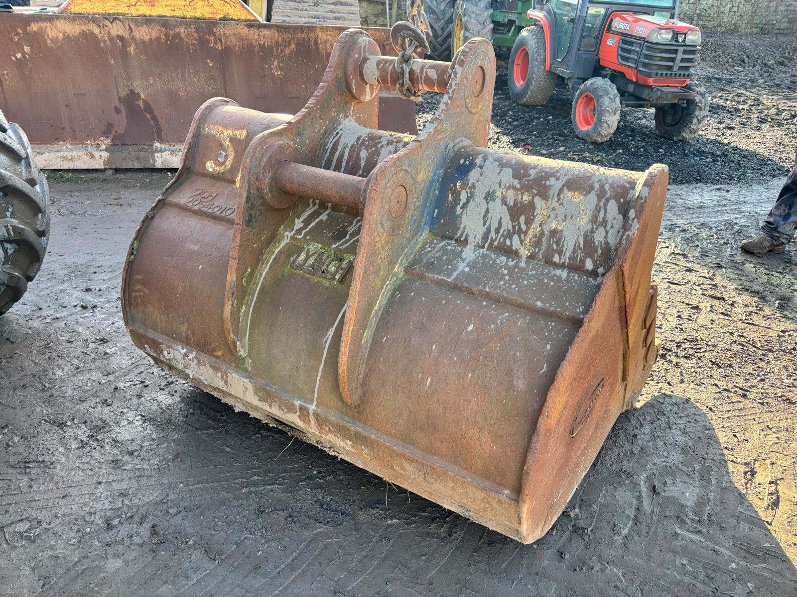 STRICKLAND BUCKET – 5 FOOT – 80MM PINS – EXCAVATOR / TELEHANDLER / DIGGER - Image 2