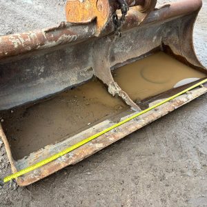 GRADING BUCKET – 7 FOOT – 80MM PINS – EXCAVATOR / TELEHANDLER / DIGGER