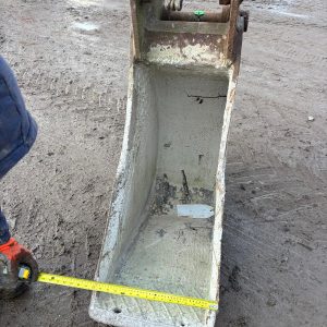 DIGGER BUCKET EXCAVATOR TELEHANDLER 16 INCH 65MM PINS PLANT CONSTRUCTION