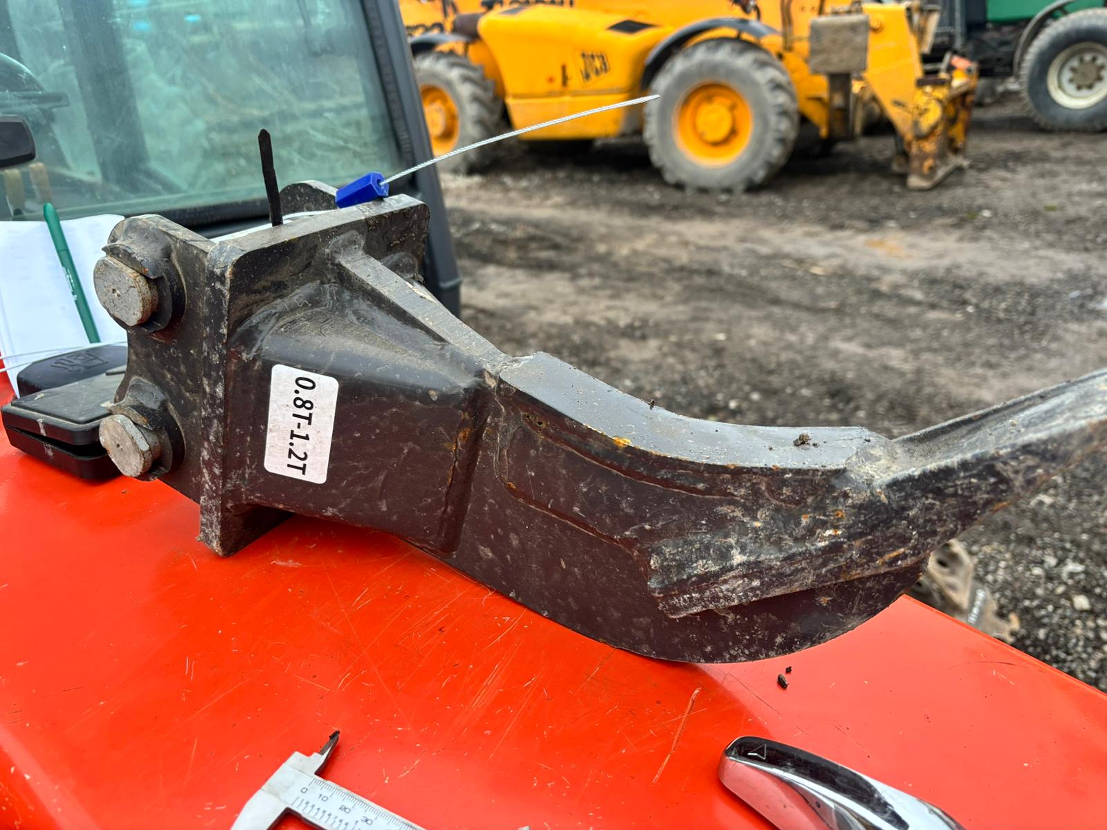 RIPPER TOOTH 25MM PINS FOR DIGGER, EXCAVATOR JCB CAT KUBOTA - Image 4