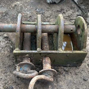 ADJUSTABLE HEIGHT TOW HITCH – TWIN HOOK TRAILER HITCH – PLANT HITCH