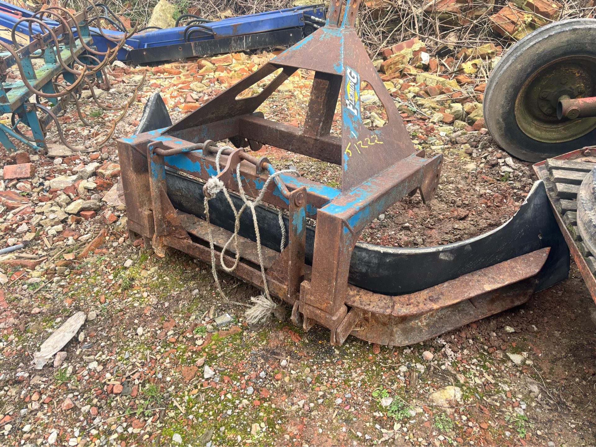 FLEMING 3 POINT LINKAGE MUCK SCRAPER COW SLURRY TRACTOR FARM IMPLEMENT