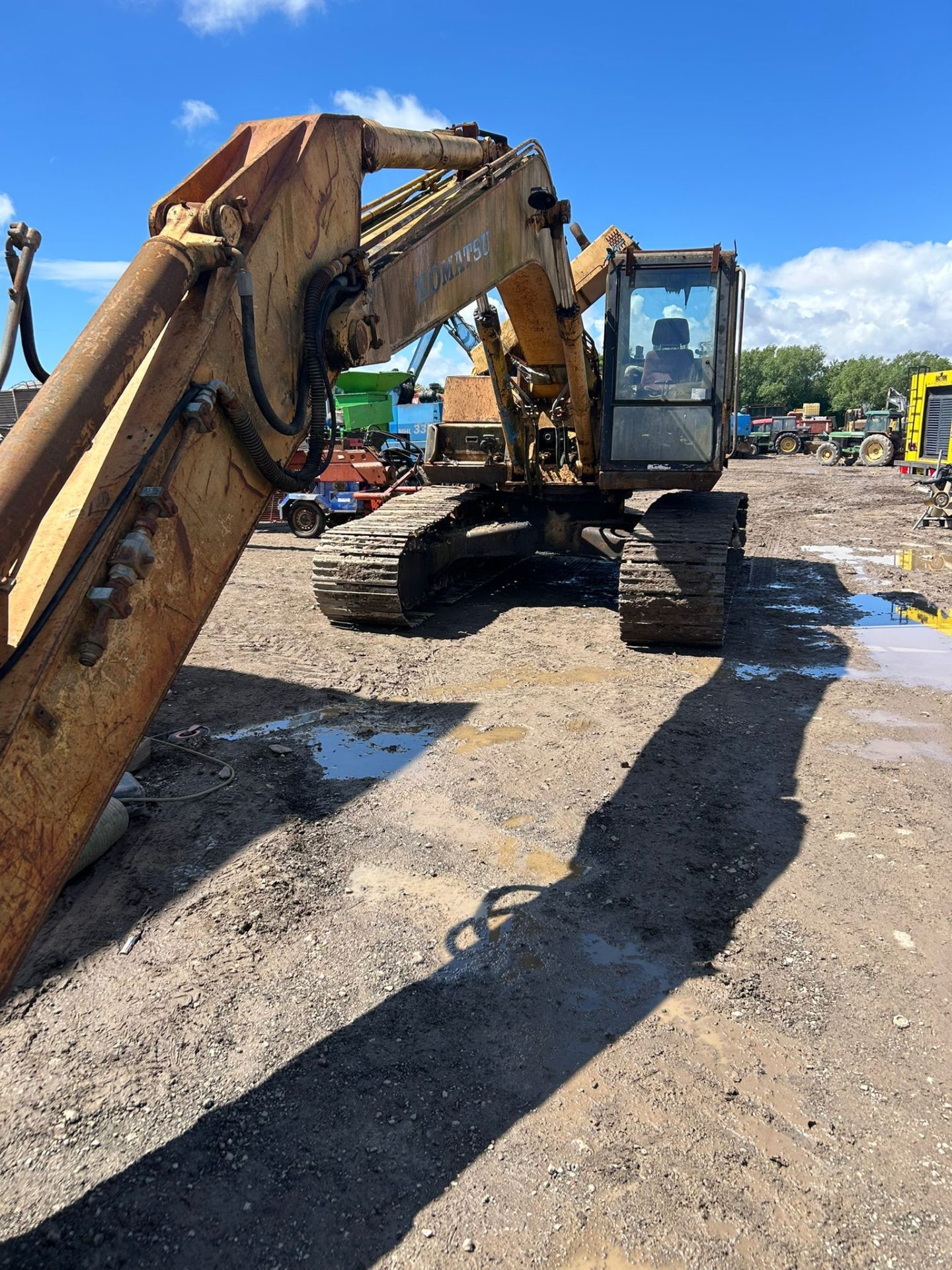 KOMATSU PC220LC TRACKED EXCAVATOR DIGGER 360 EXCAVATOR TRACKED JCB HITACHI
