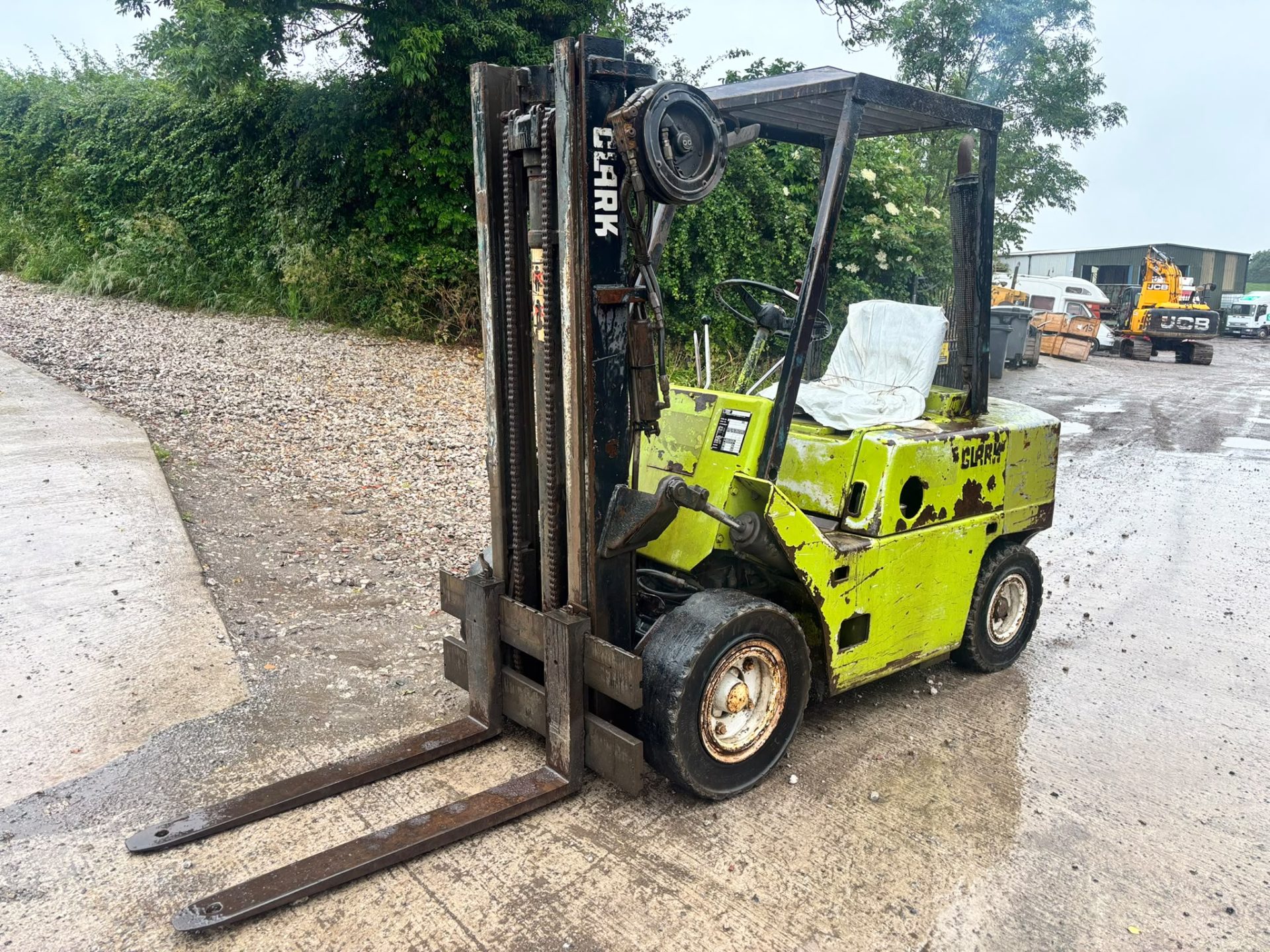 CLARK C500 Y50D DIESEL FORKLIFT 2.5 TON FORKLIFT TRUCK PERKINS ENGINE SIDE SHIFT