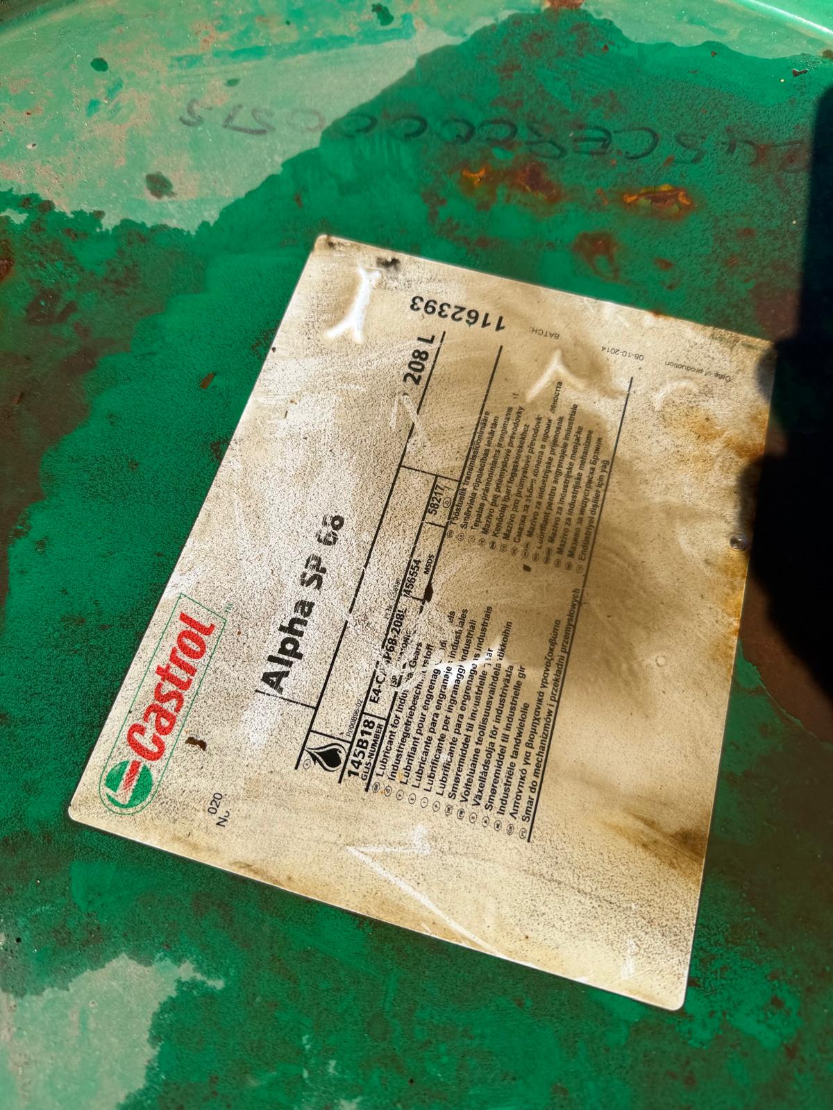 CASTROL TRANSMISSION AND INDUSTRIAL GEAR OIL – 208-LITRE DRUMS EPX 80W-90 SP 68 - Image 2