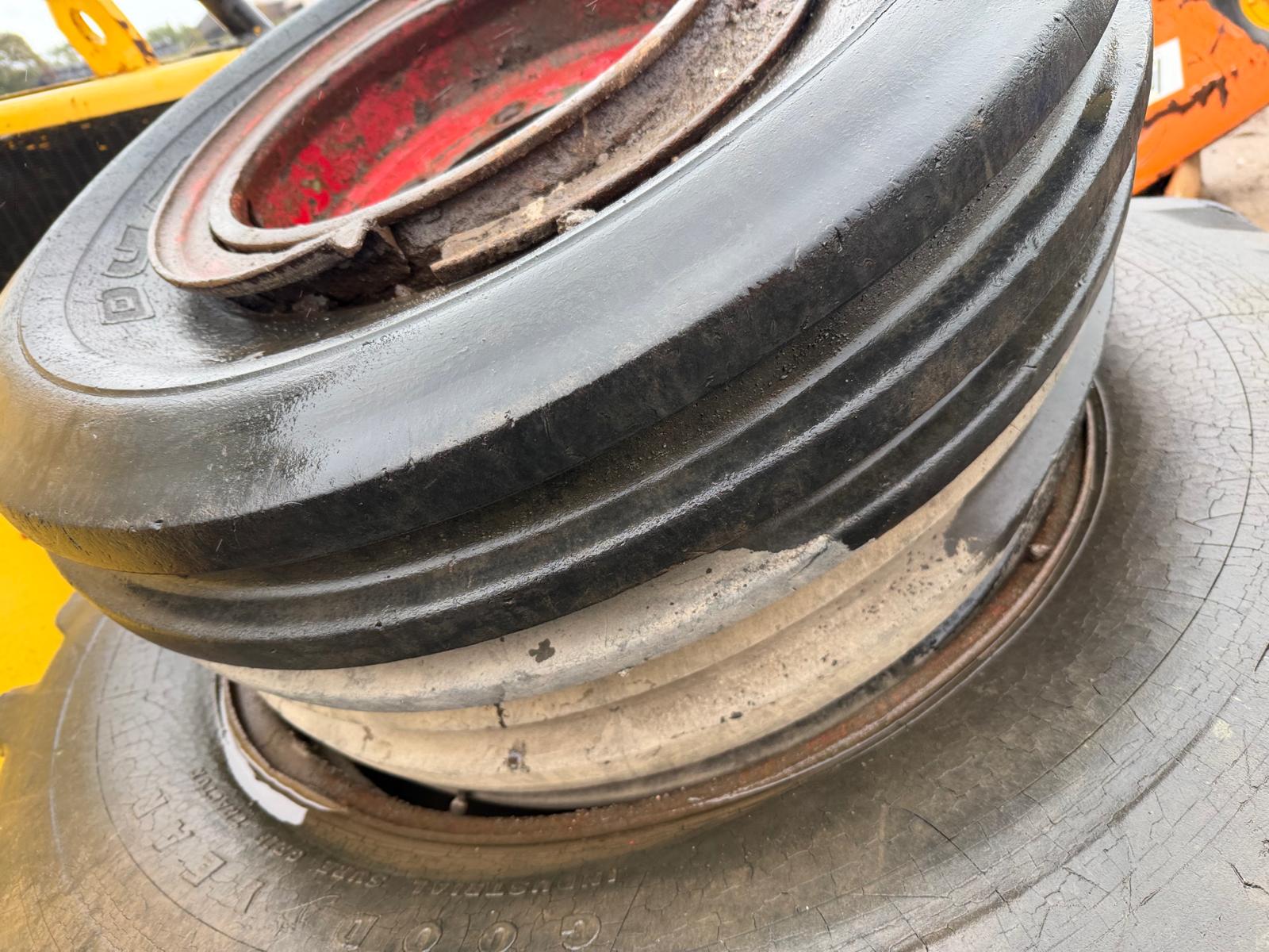 2 X JCB 3C FRONT WHEELS & TYRES 9.00-16 - Image 6