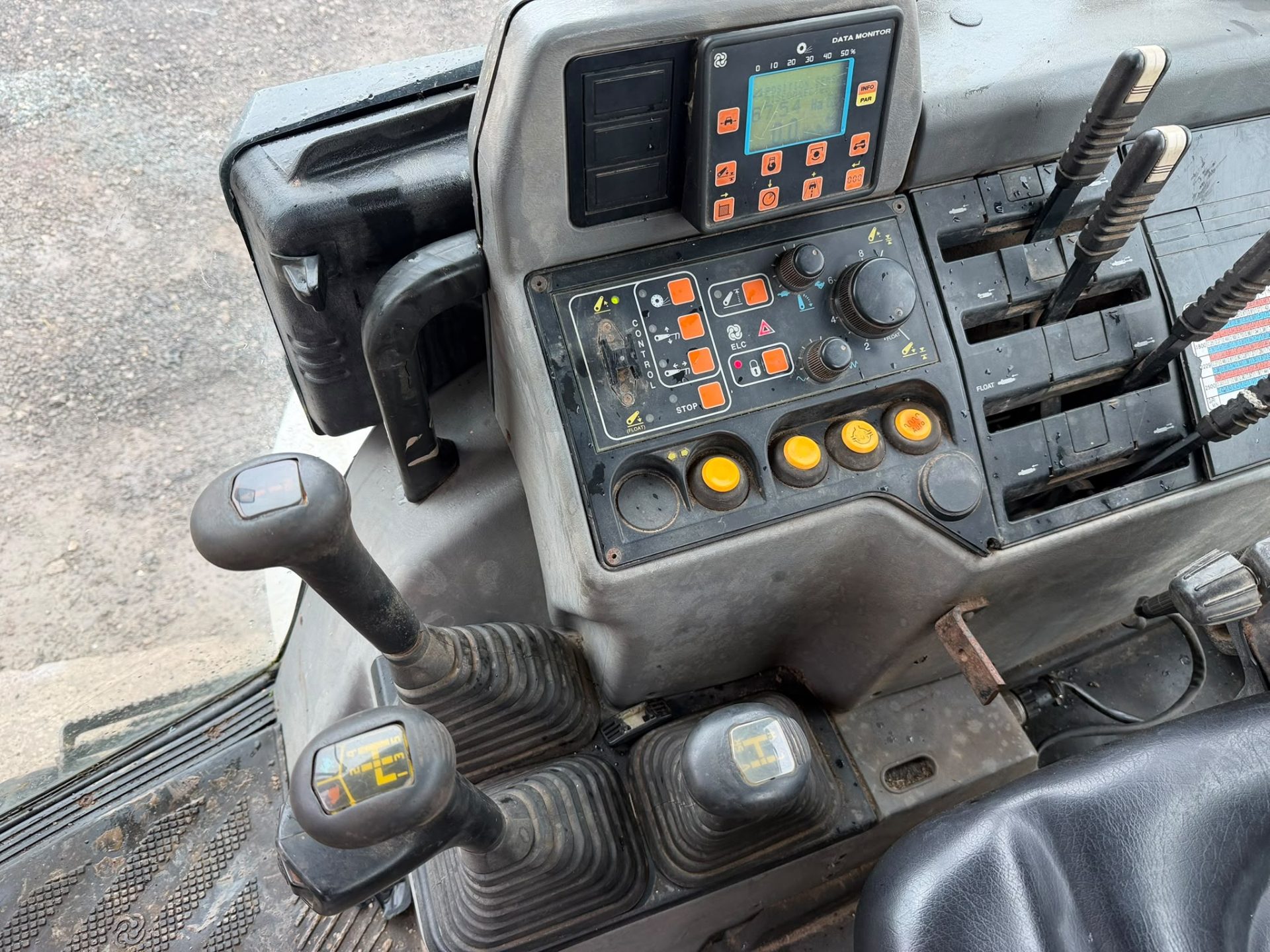 1997 LAMBORGHINI PREMIUM 1060 4WD FARM AGRICULTURAL DIESEL TRACTOR 7,500 HOURS - Image 10