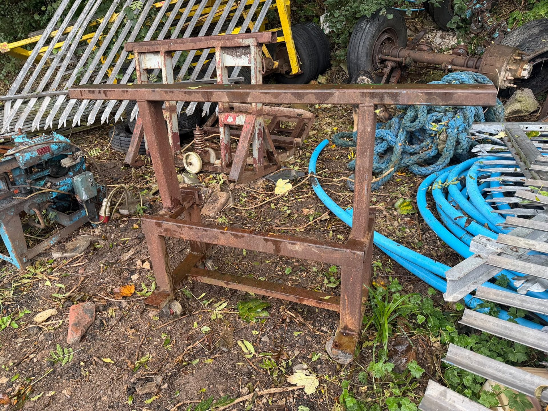 2 X HEAVY-DUTY TRAILER DOCK WORKSHOP TRESTLES HGV LORRY STANDS - Image 2