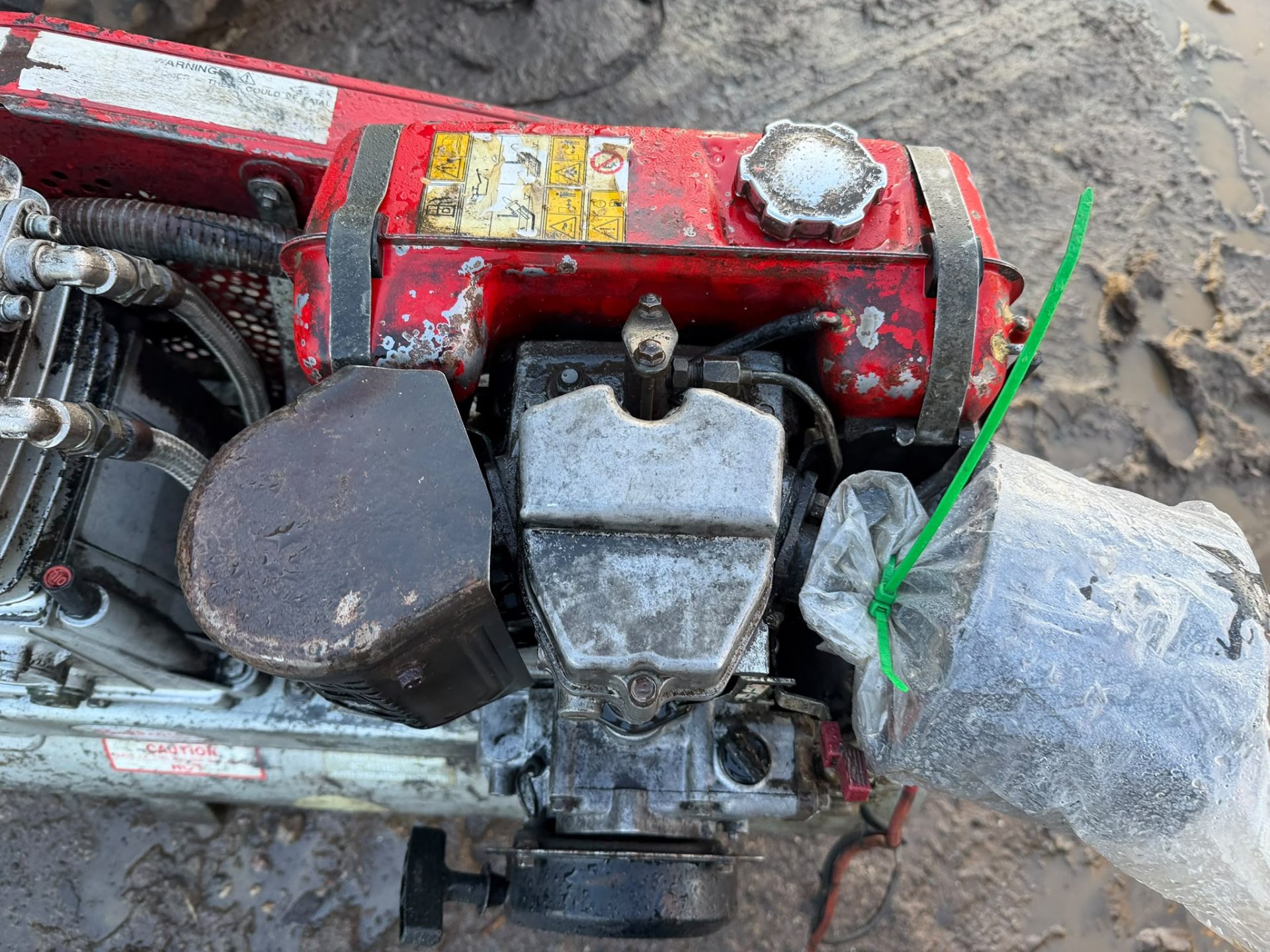 SELLARC DIESEL AIR COMPRESSOR ROBIN DY35 175PSI FARM WORKSHOP SITE - Image 13