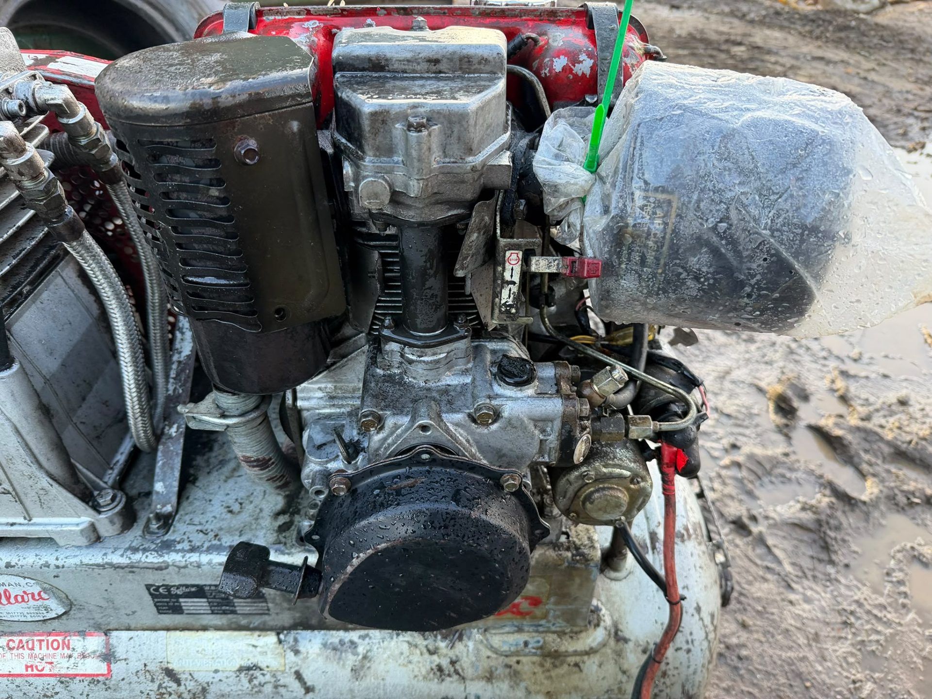 SELLARC DIESEL AIR COMPRESSOR ROBIN DY35 175PSI FARM WORKSHOP SITE - Image 17